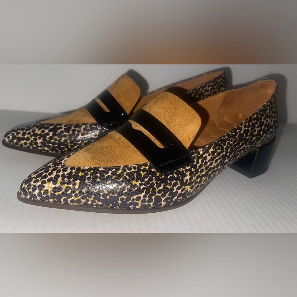 Chie Mihara leopard Print Loafers with Black and Tan size 7.5 new - Picture 4 of 7